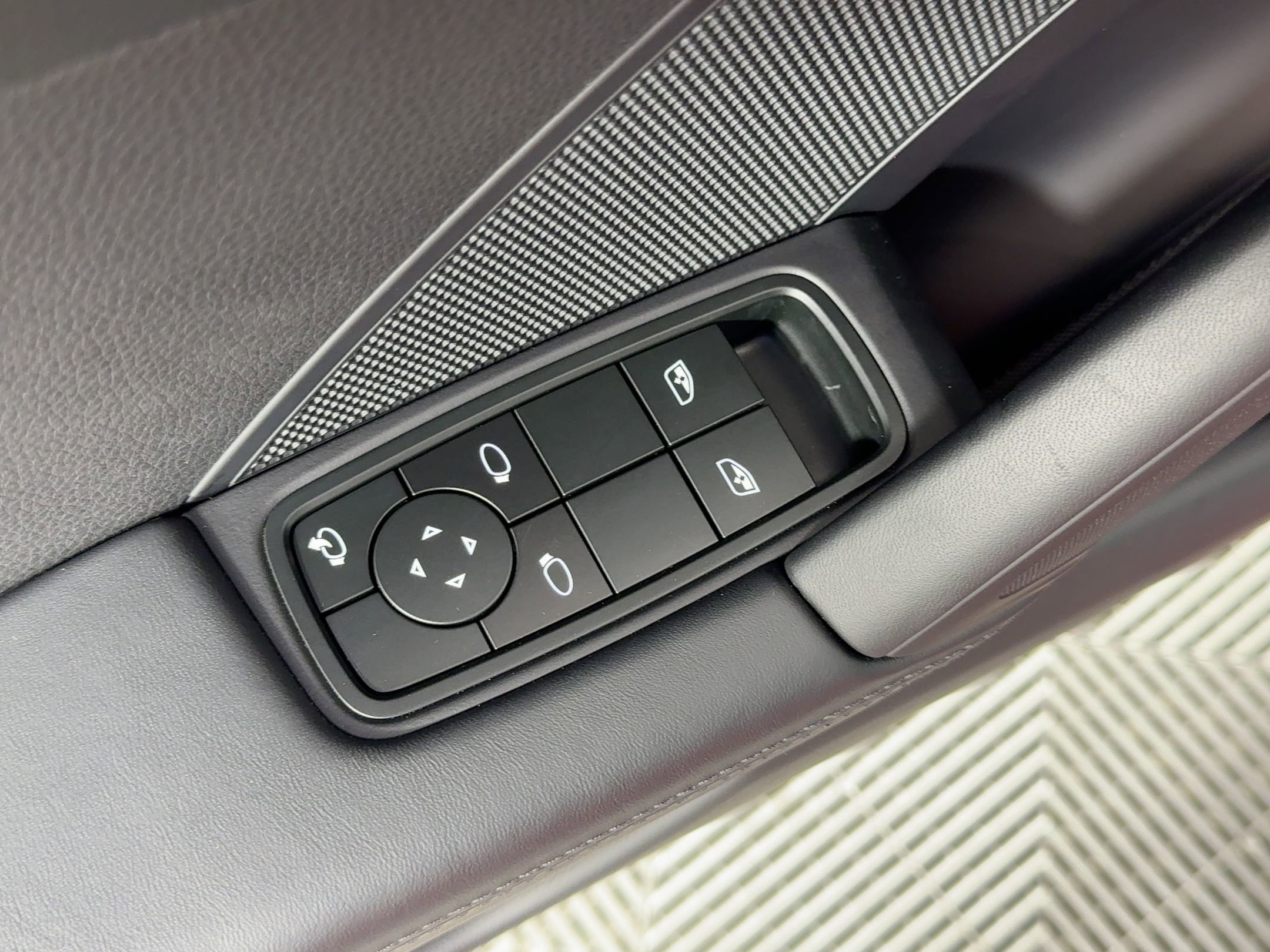 New 2025 Porsche 911 Carrera S image 13