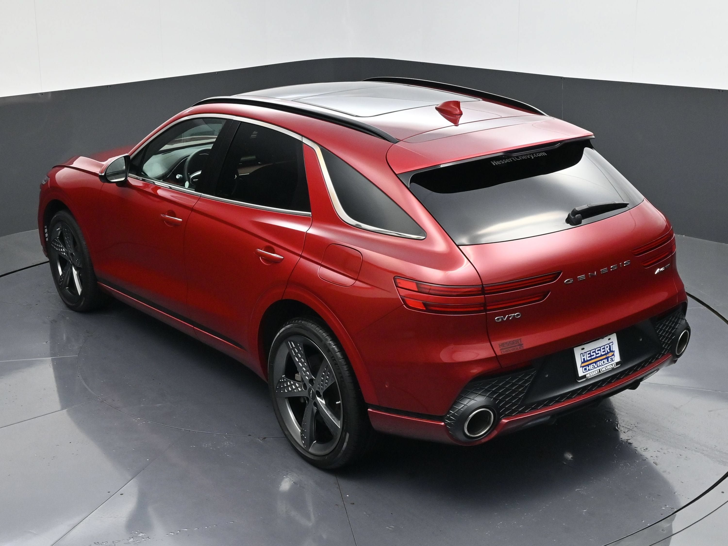 Used 2022 Genesis GV70 3.5T Sport w/ Sport Prestige Package AWD/4WD image 58