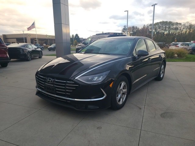 Used 2023 Hyundai Sonata SE image 3