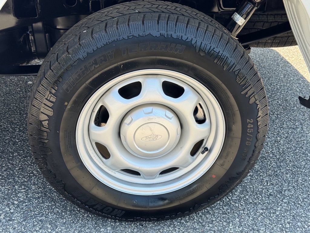 Used 2022 Ford F150 XL w/ Equipment Group 101A High RWD image 17
