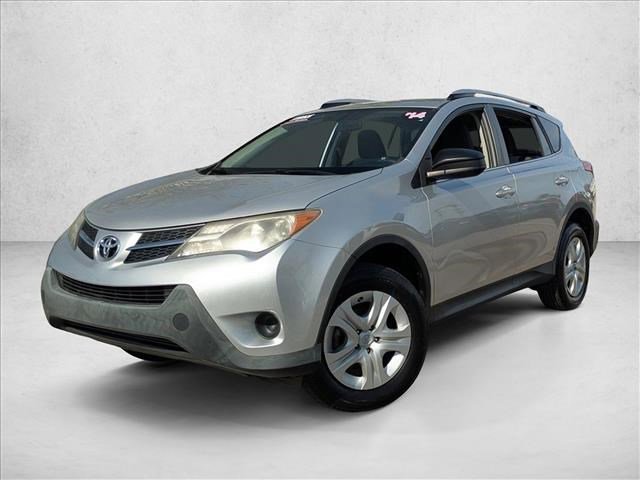 Used 2014 Toyota RAV4 LE image 1