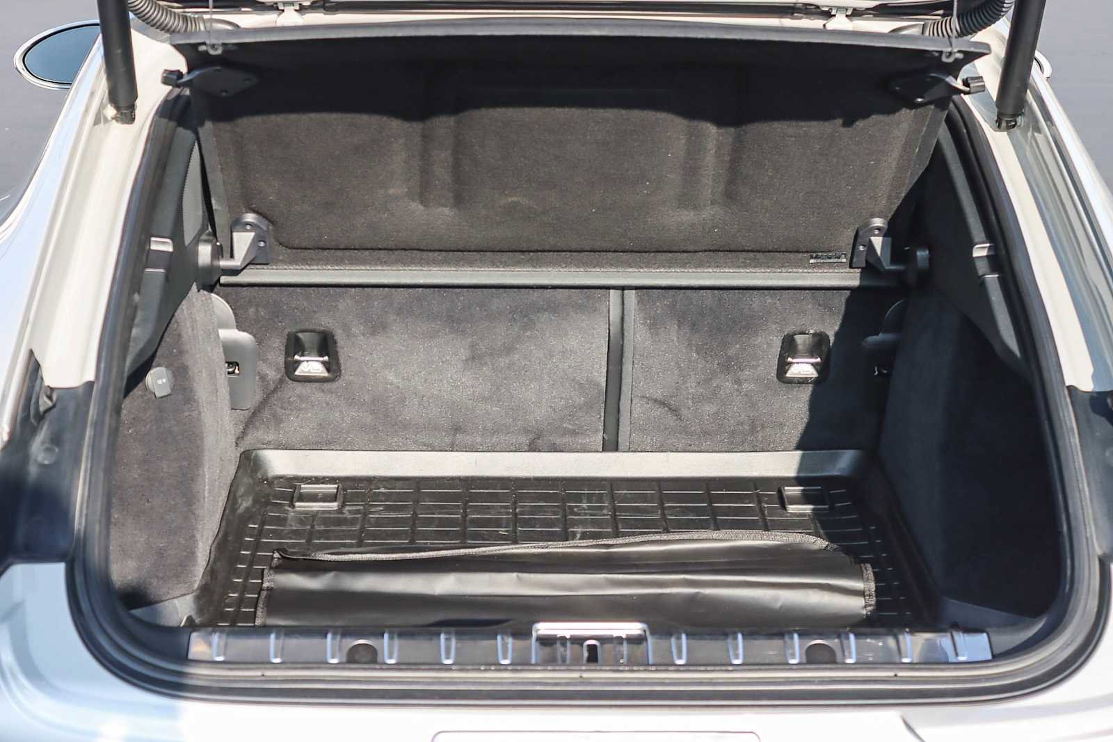 Used 2018 Porsche Panamera 4 image 27