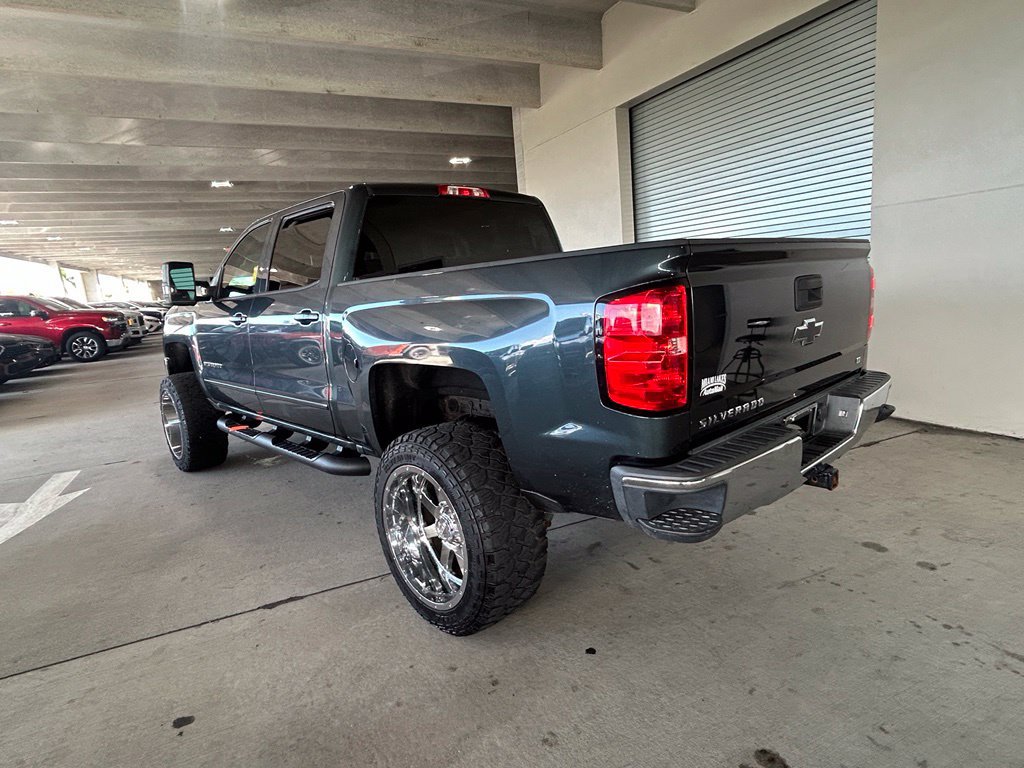 Used 2017 Chevrolet Silverado 1500 LT w/ All Star Edition RWD image 3