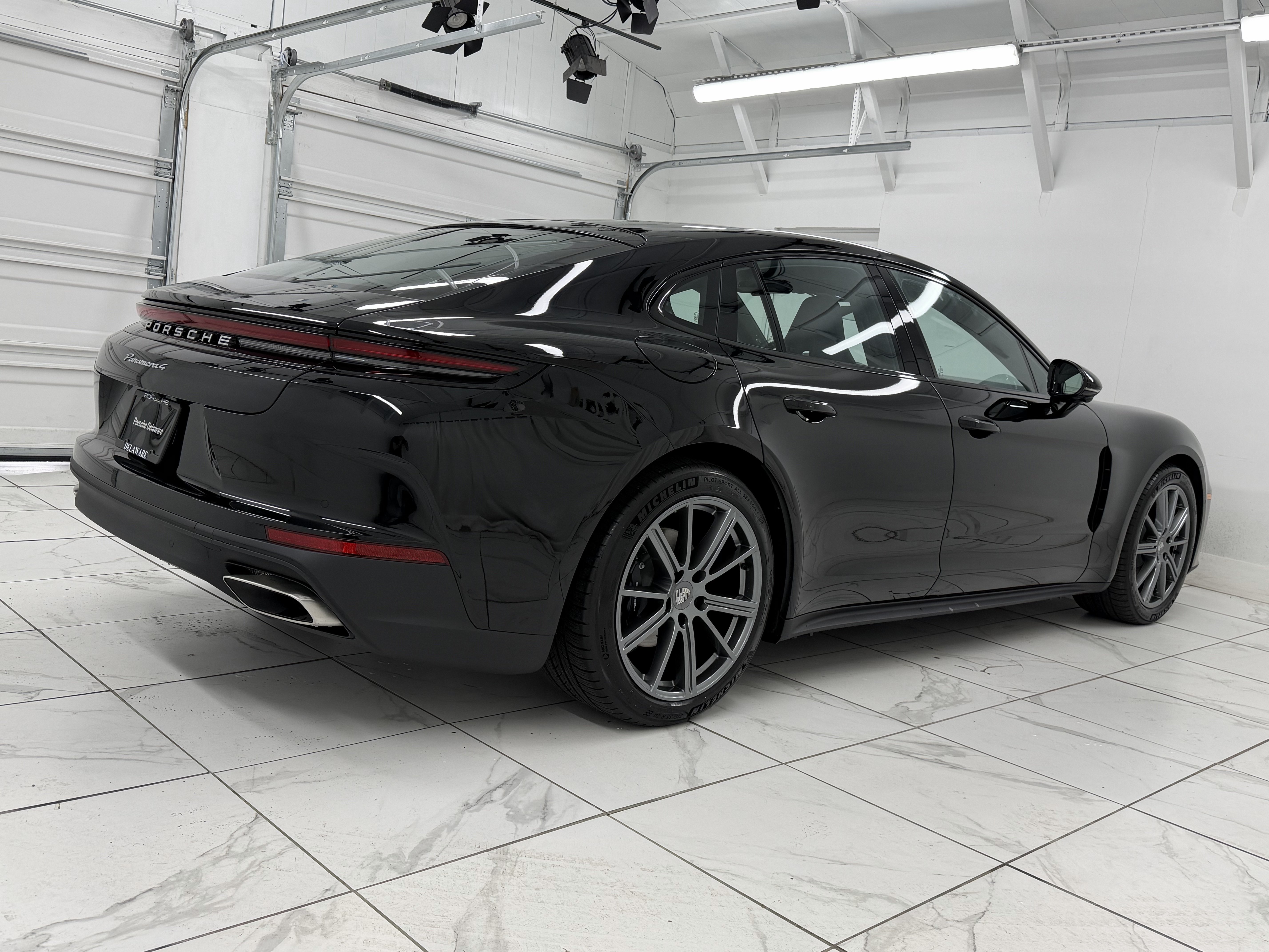 New 2026 Porsche Panamera image 11