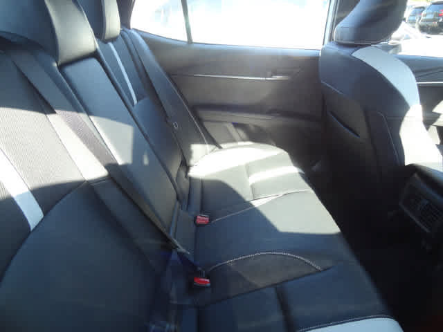 Used 2026 Toyota Camry SE AWD/4WD image 11