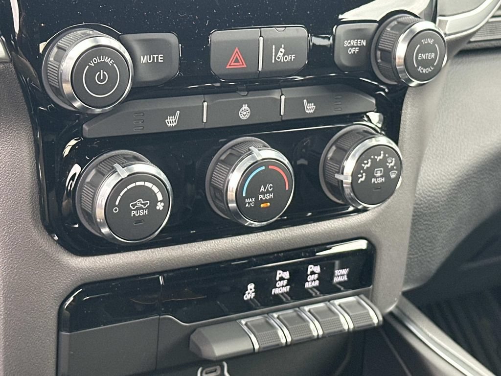New 2026 RAM 1500 Big Horn w/ Night Edition AWD/4WD image 22