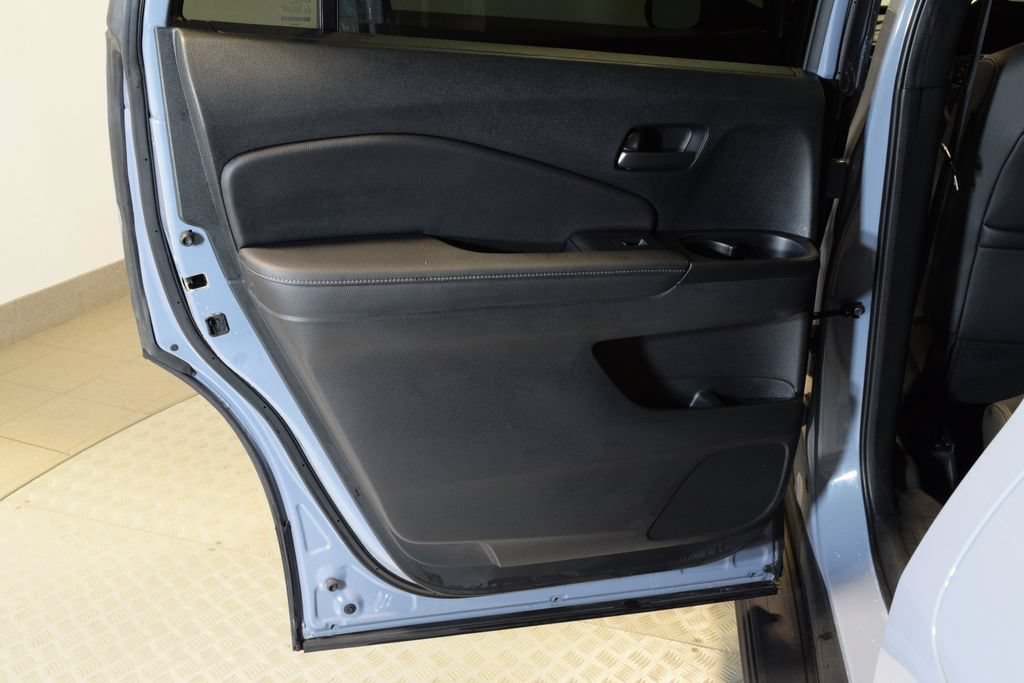 Used 2023 Honda Passport EX-L image 27