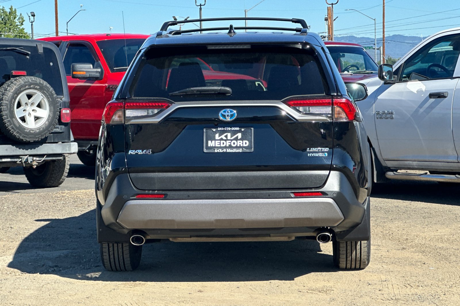Used 2020 Toyota RAV4 Limited w/ All Weather Liner Package AWD/4WD image 5