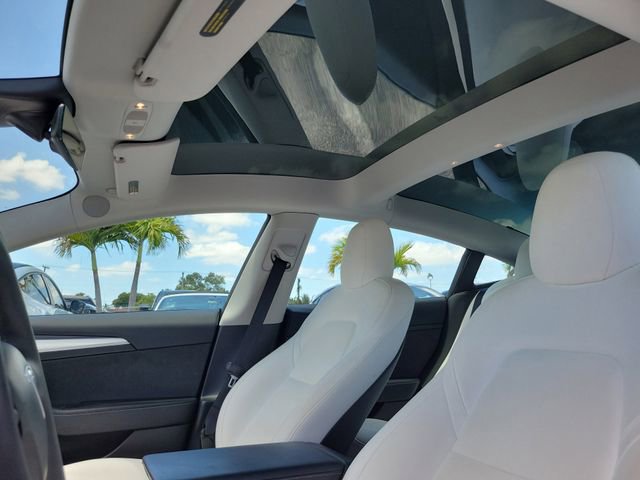 Used 2023 Tesla Model 3 Performance image 20