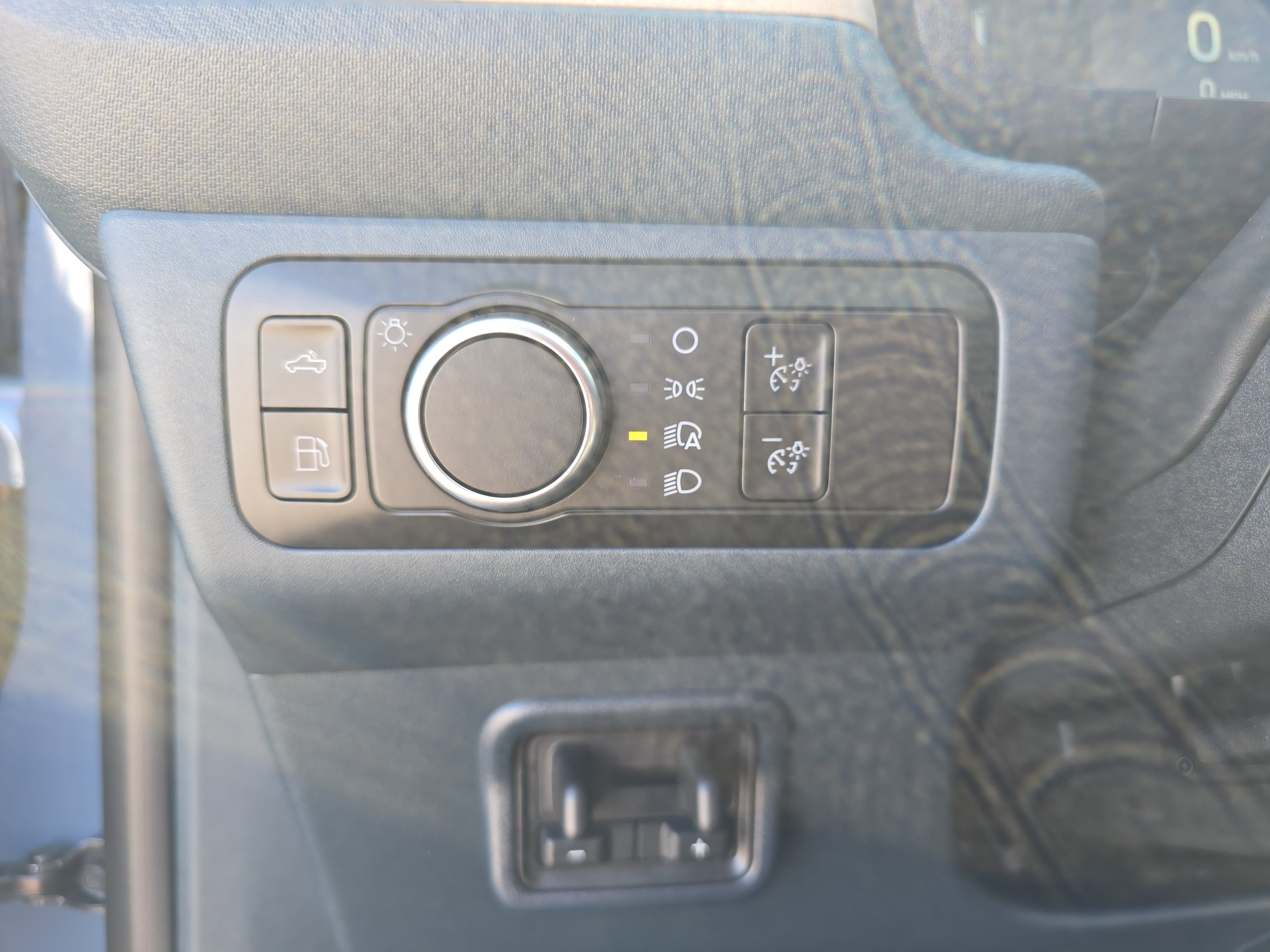 New 2026 Ford Maverick Lariat AWD/4WD image 25