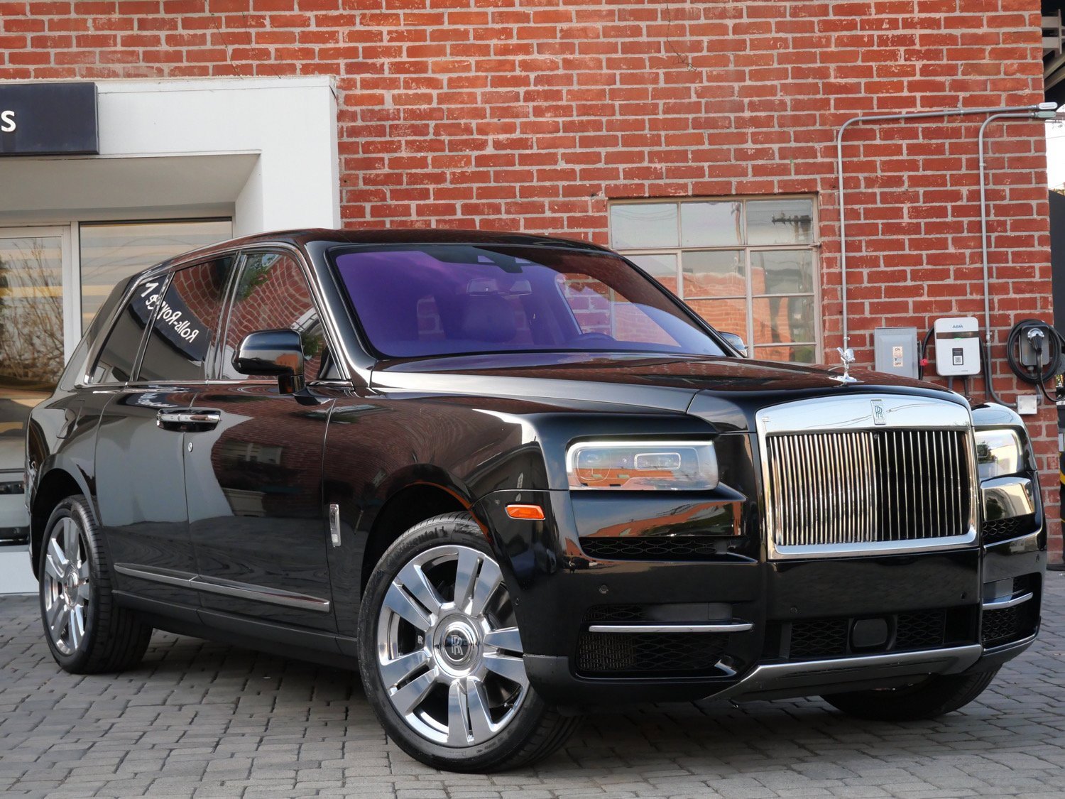 Used 2019 Rolls-Royce Cullinan image 20