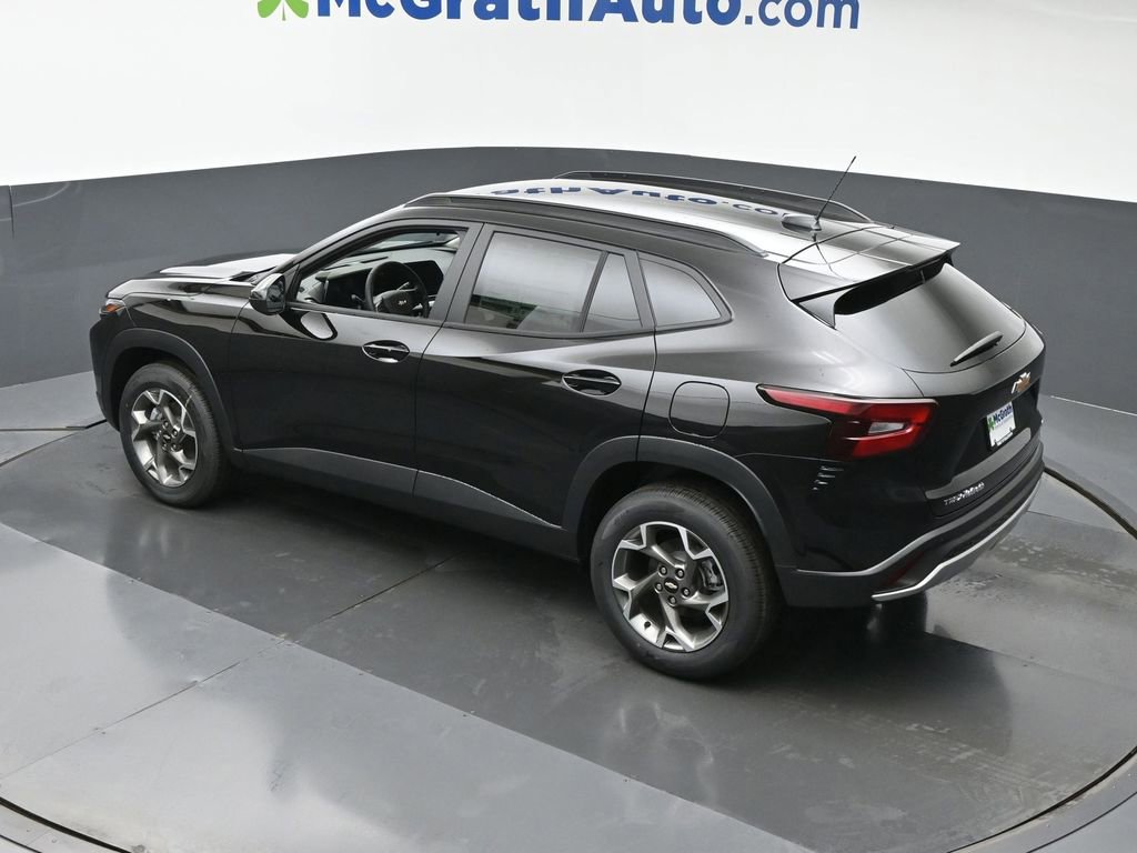 New 2026 Chevrolet Trax LT w/ Driver Confidence Package image 23