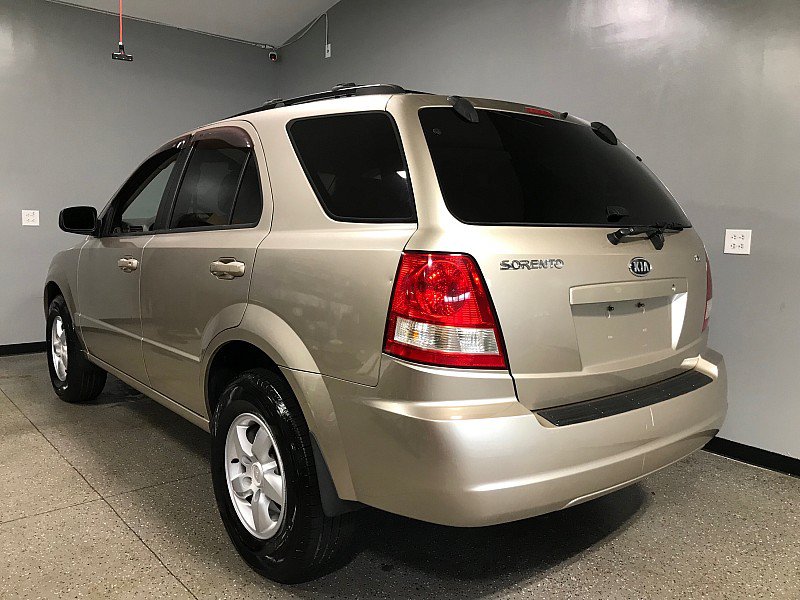 Used 2006 Kia Sorento 2WD image 5