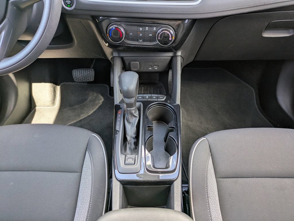 Used 2025 Chevrolet TrailBlazer LT AWD/4WD image 20