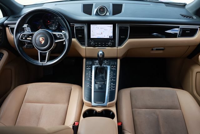 Used 2017 Porsche Macan AWD/4WD image 24