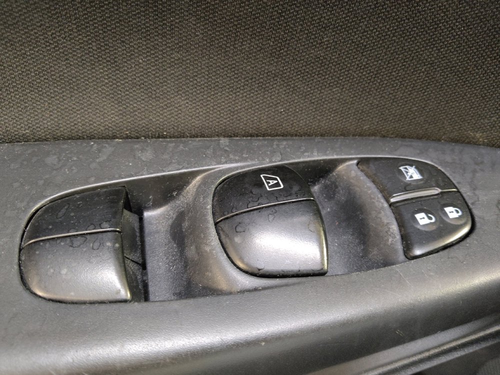 Used 2017 Nissan Sentra S FWD image 27