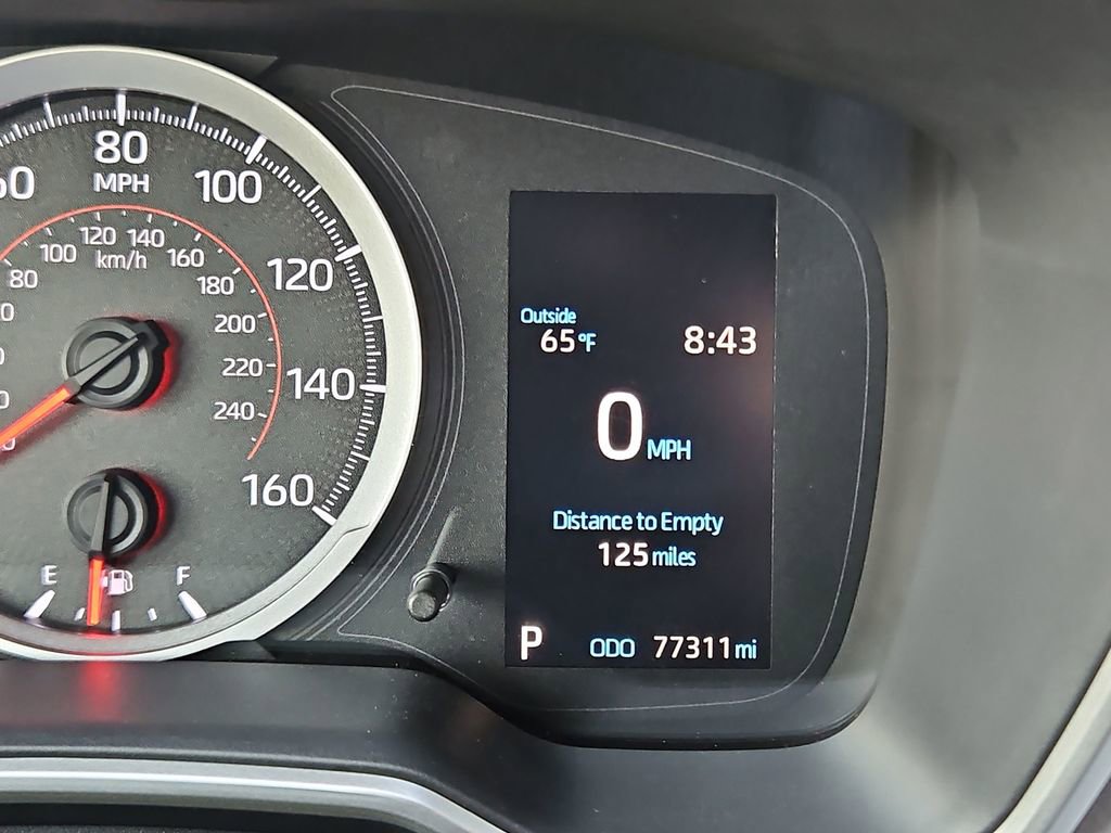 Used 2019 Toyota Corolla SE w/ SE Option Package image 13