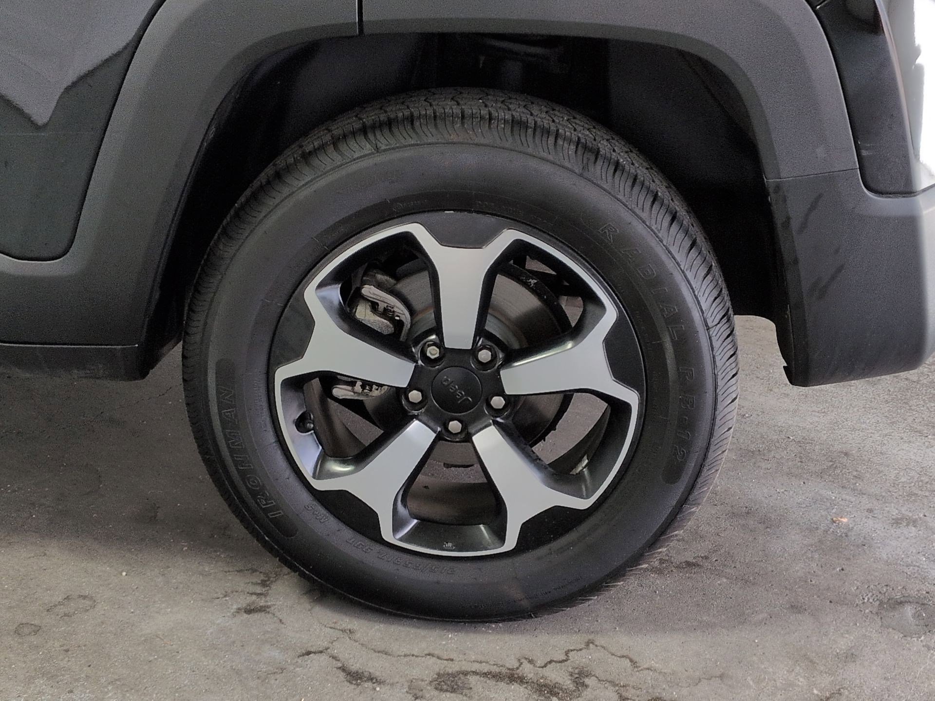 Used 2019 Jeep Renegade Trailhawk w/ LED Lighting Group image 23