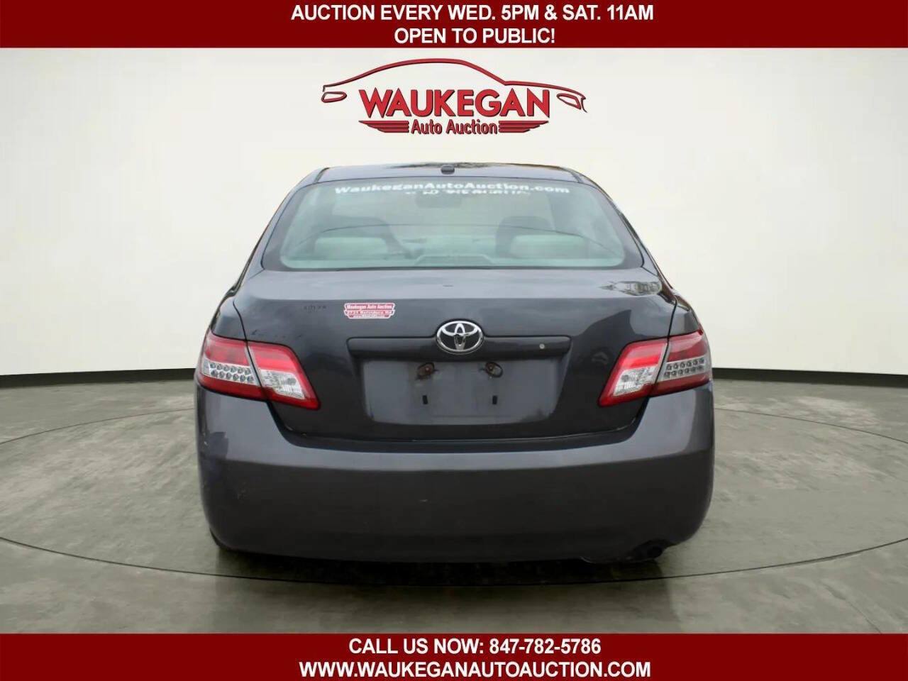 Used 2010 Toyota Camry LE FWD image 6