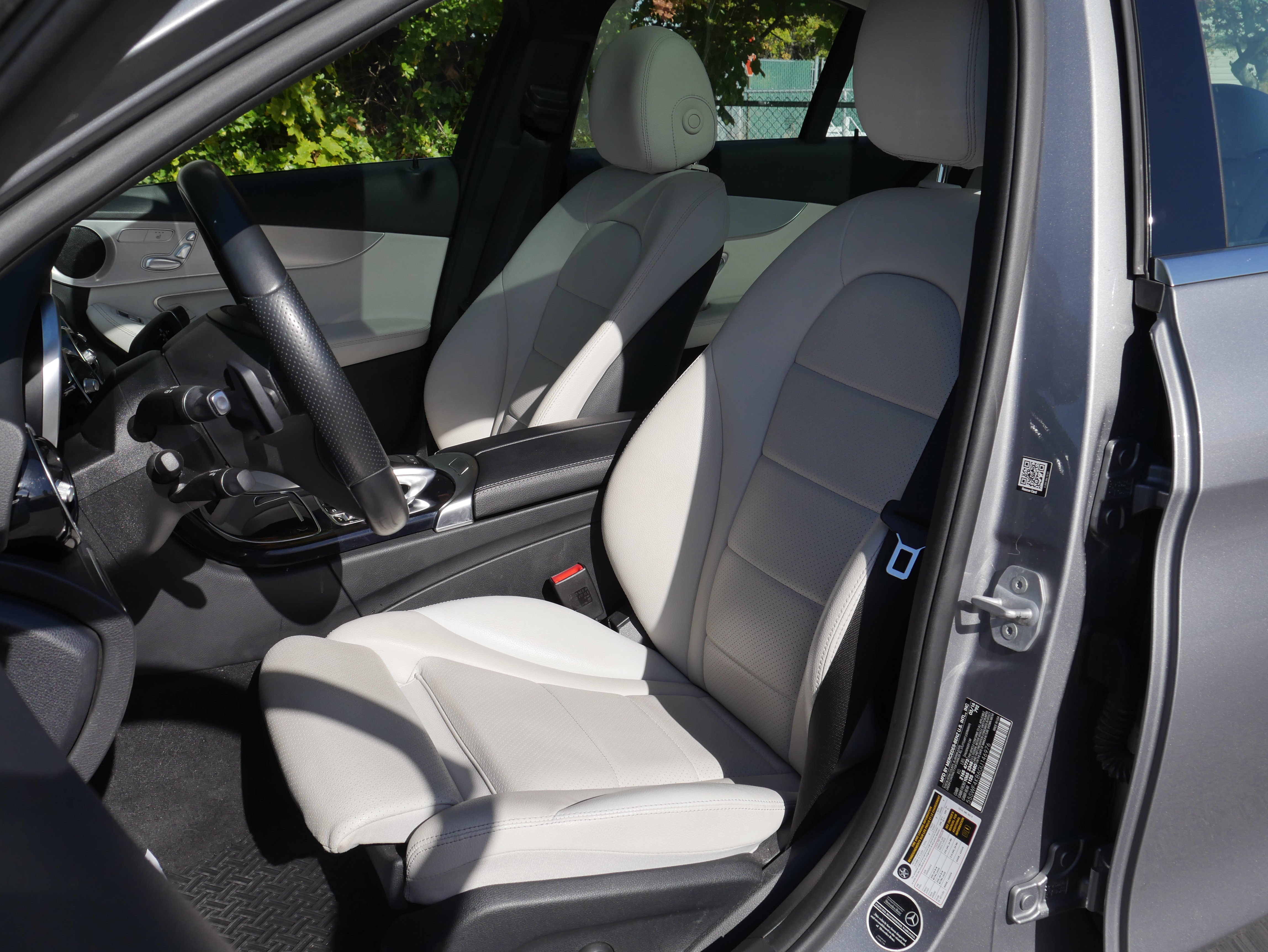 Used 2016 Mercedes-Benz C 300 4MATIC Sedan image 25