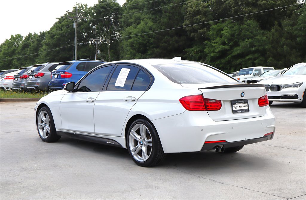 Used 2015 BMW 328i xDrive Sedan AWD/4WD image 5