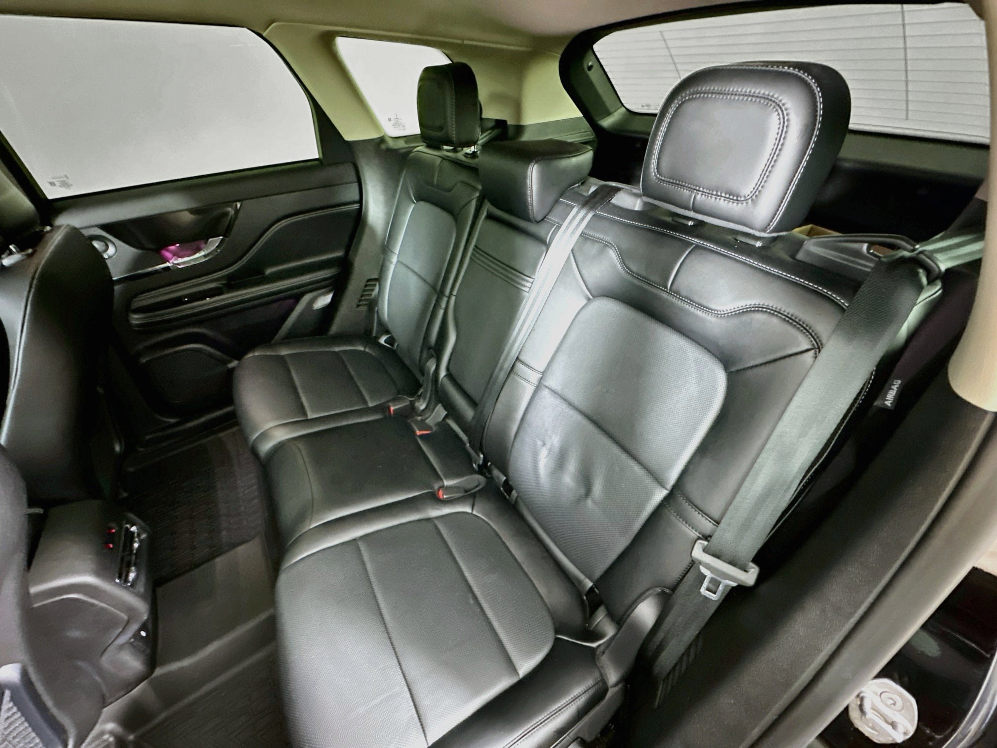 Used 2025 Lincoln Corsair Grand Touring w/ Equipment Group 302A AWD/4WD image 29