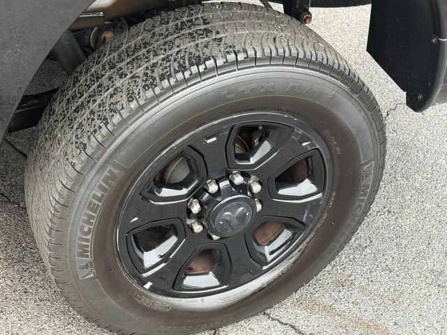 Used 2016 RAM 2500 Lone Star w/ Black Appearance Group image 25