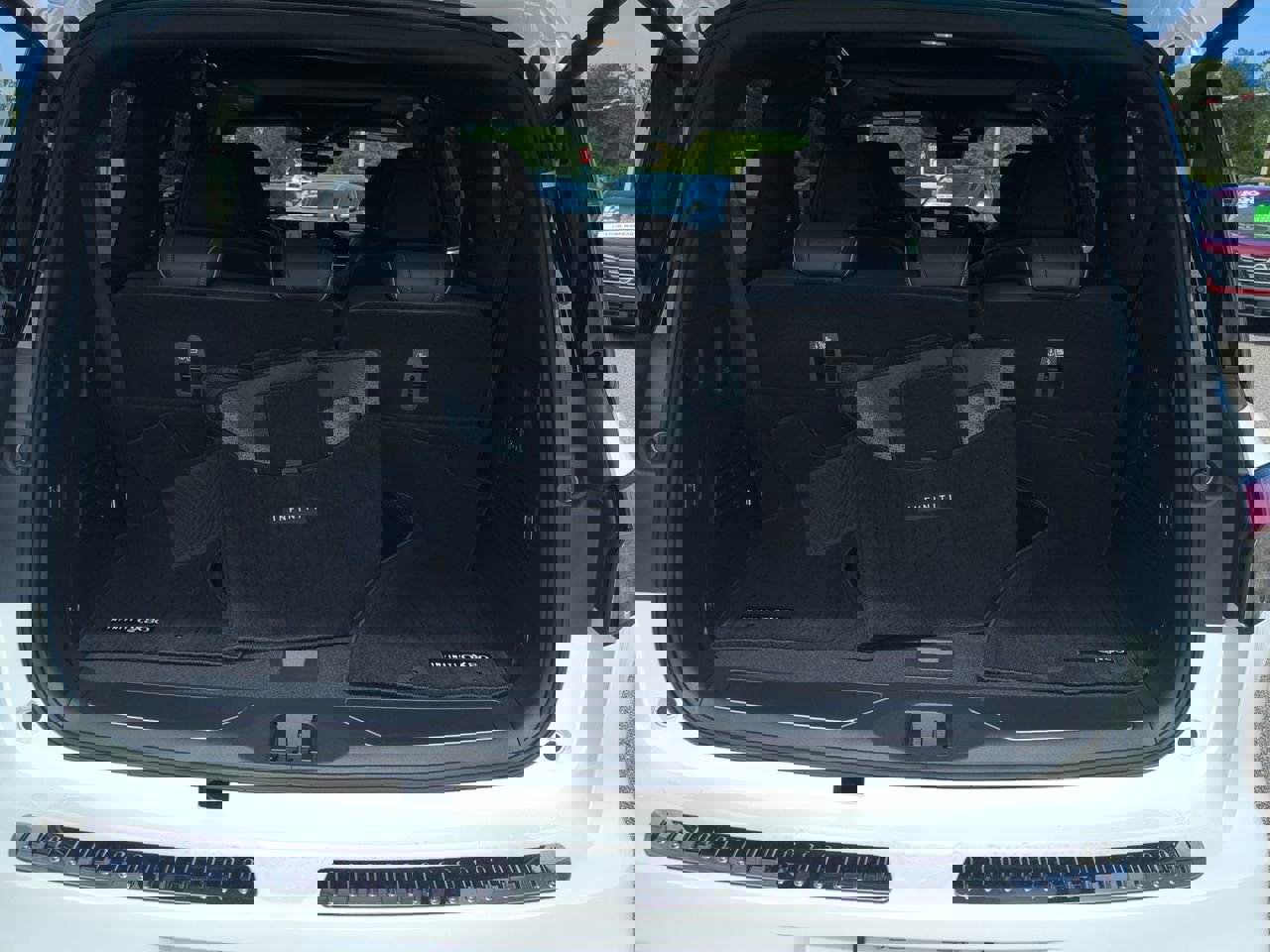 New 2026 INFINITI QX80 Sensory w/ Sport Exterior Package image 13