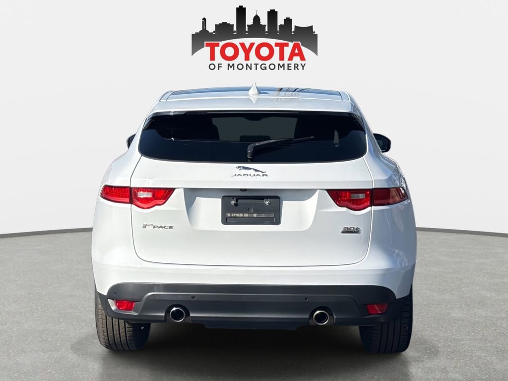 Used 2019 Jaguar F-PACE Prestige image 4