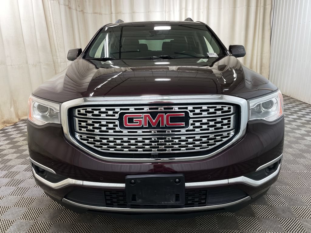 Used 2017 GMC Acadia Denali w/ Technology Package FWD image 19