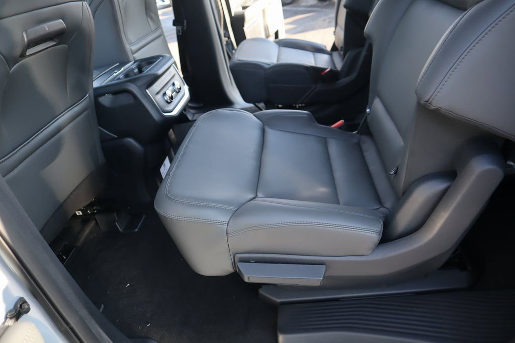 New 2026 Ford Expedition Max Active AWD/4WD image 13