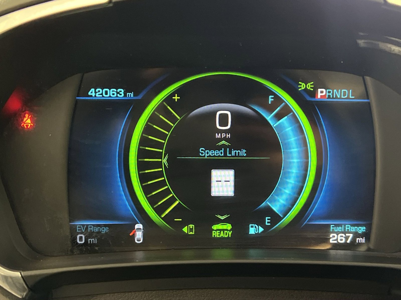 Used 2017 Chevrolet Volt Premier w/ Driver Confidence II Package image 17