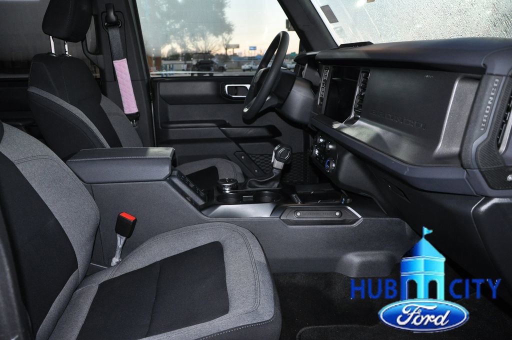 Used 2025 Ford Bronco 4-Door image 16