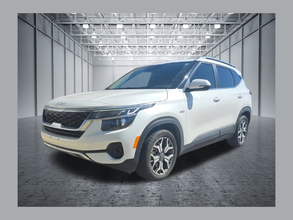 Used 2023 Kia Seltos EX