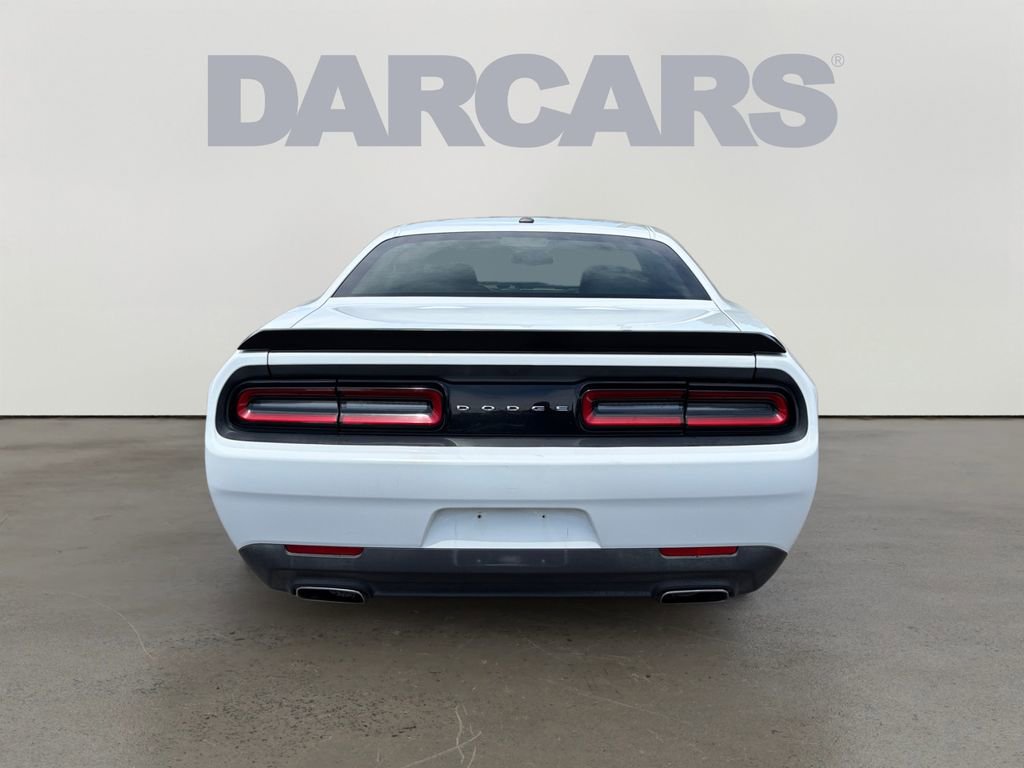 Used 2017 Dodge Challenger SXT RWD image 6