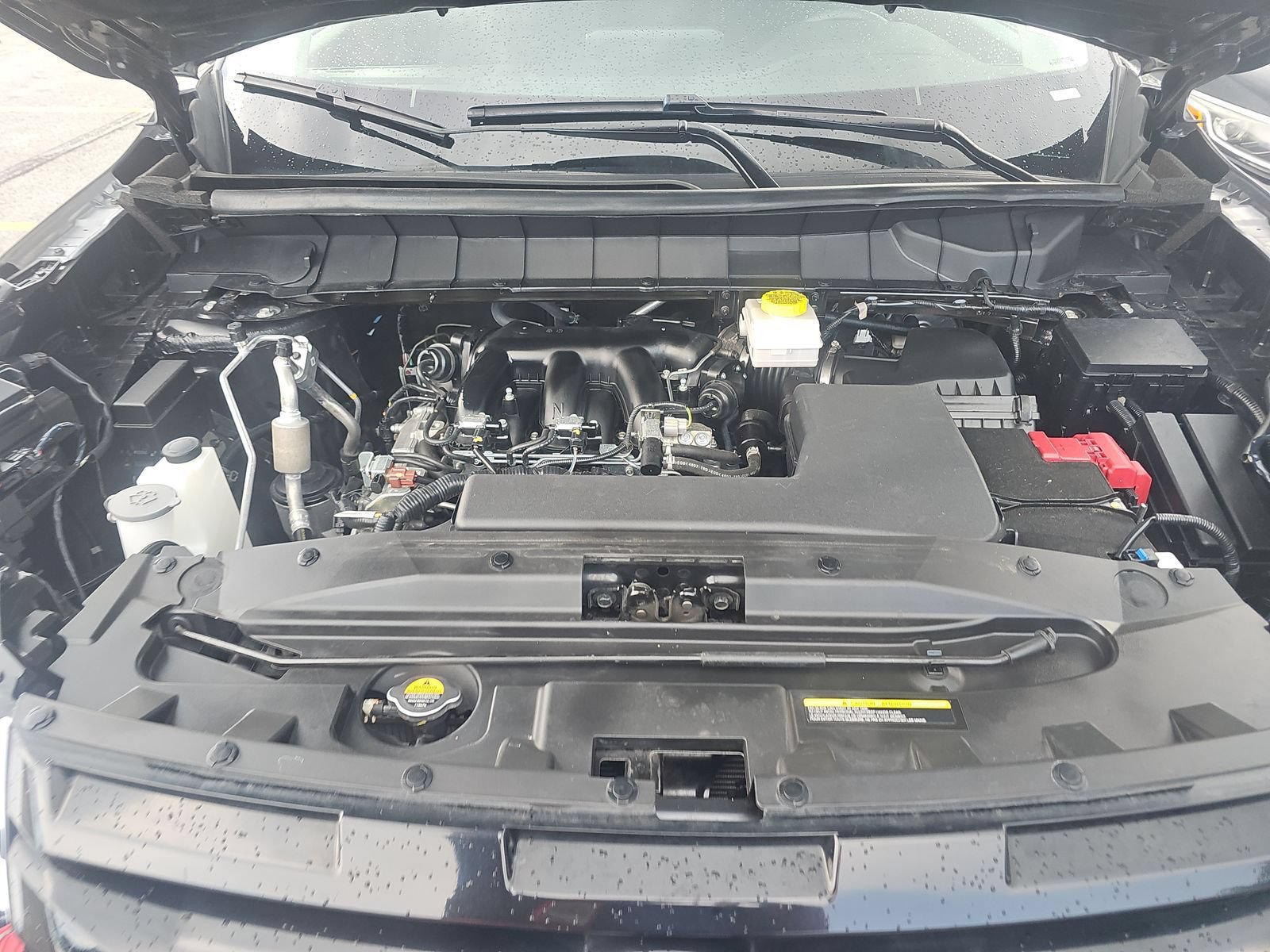 Used 2025 Nissan Pathfinder S FWD image 41