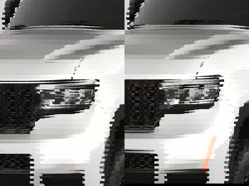 New 2024 Jeep Grand Cherokee L Altitude image 41