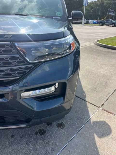 Used 2022 Ford Explorer XLT w/ Equipment Group 202A RWD image 12