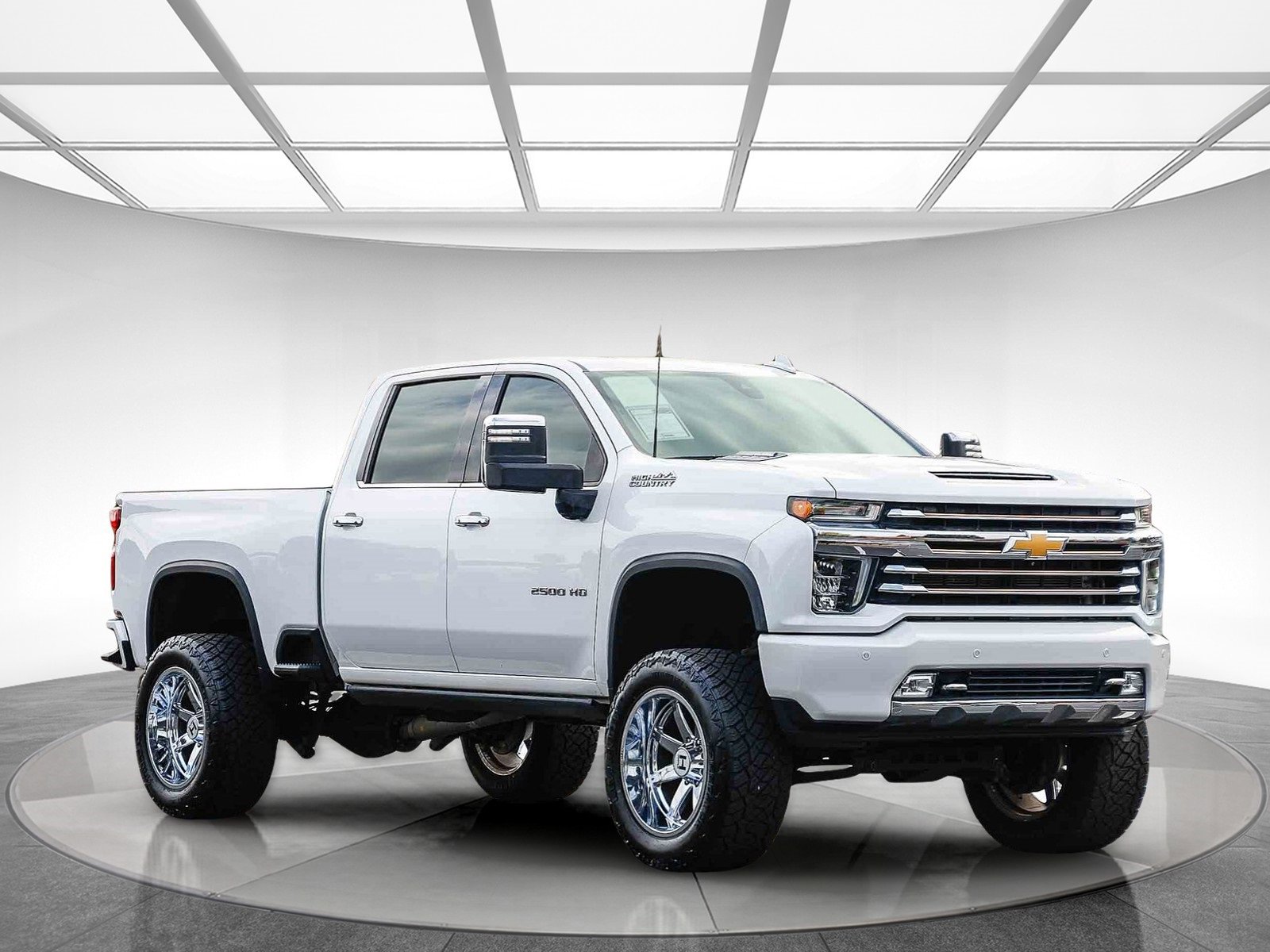 Used 2022 Chevrolet Silverado 2500 High Country w/ Safety Package II image 5