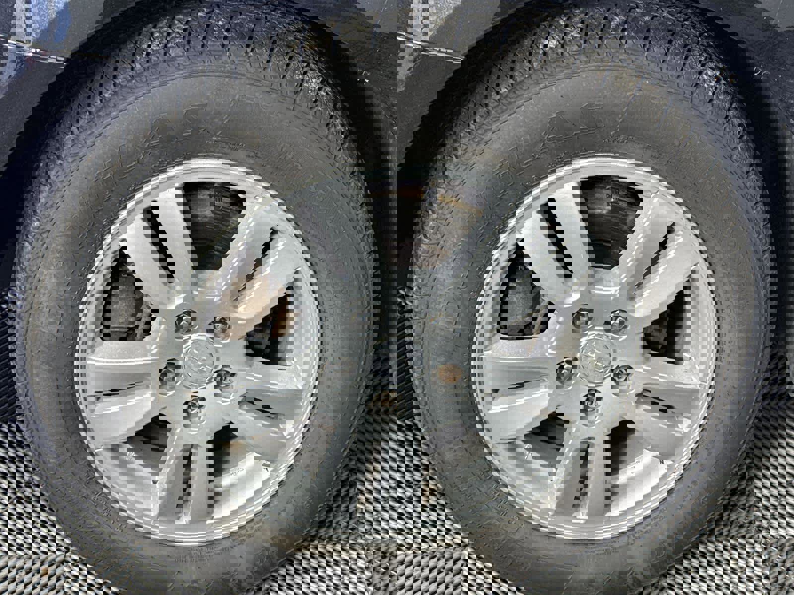 Used 2015 Chevrolet Sonic LT image 11