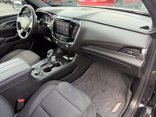 Certified 2023 Chevrolet Traverse LT w/ Rear Camera Mirror Package AWD/4WD image 24