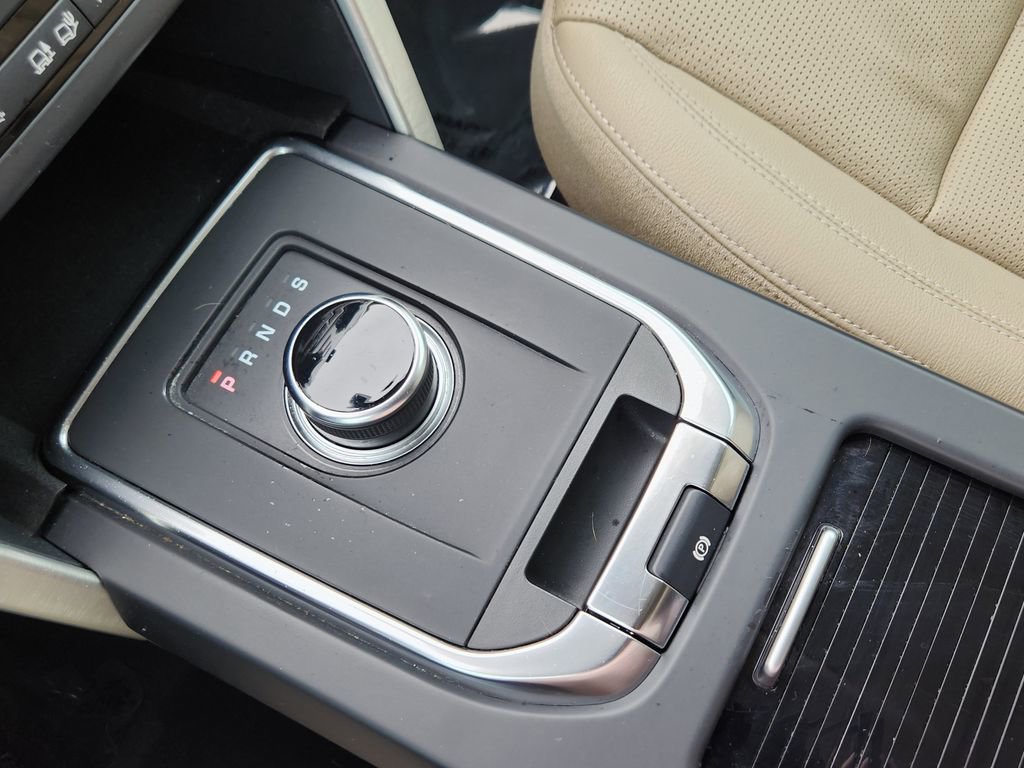 Used 2019 Land Rover Discovery Sport HSE image 20