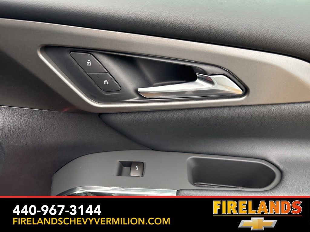 New 2026 Chevrolet Traverse LT w/ Driver Confidence Package FWD image 35