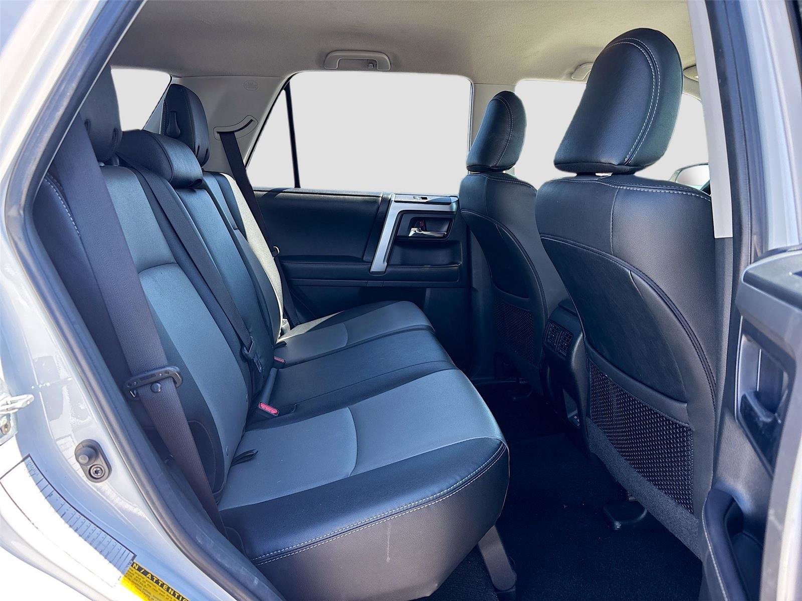 Used 2024 Toyota 4Runner SR5 Premium image 31