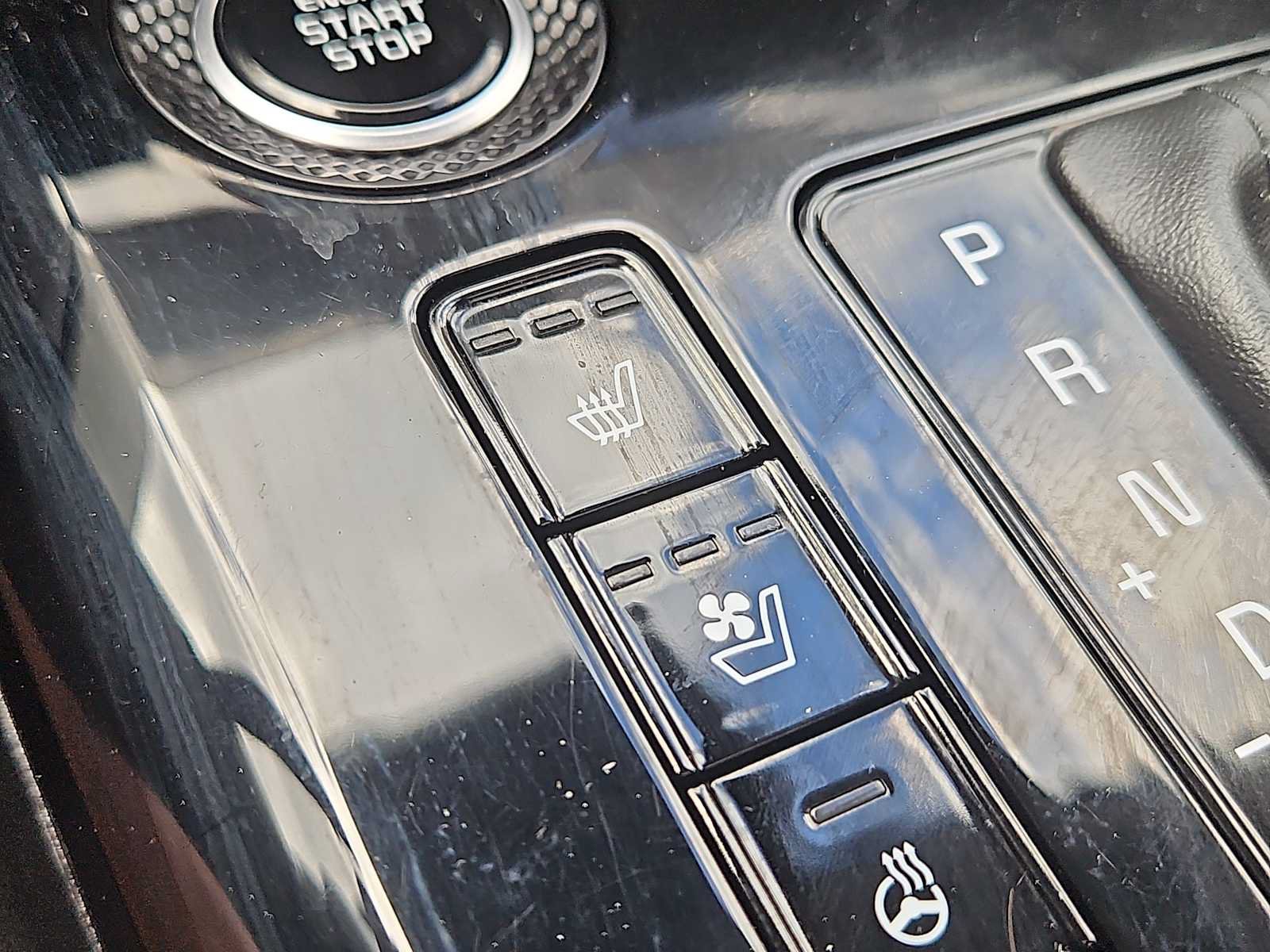Used 2023 Kia Niro SX Touring FWD image 19