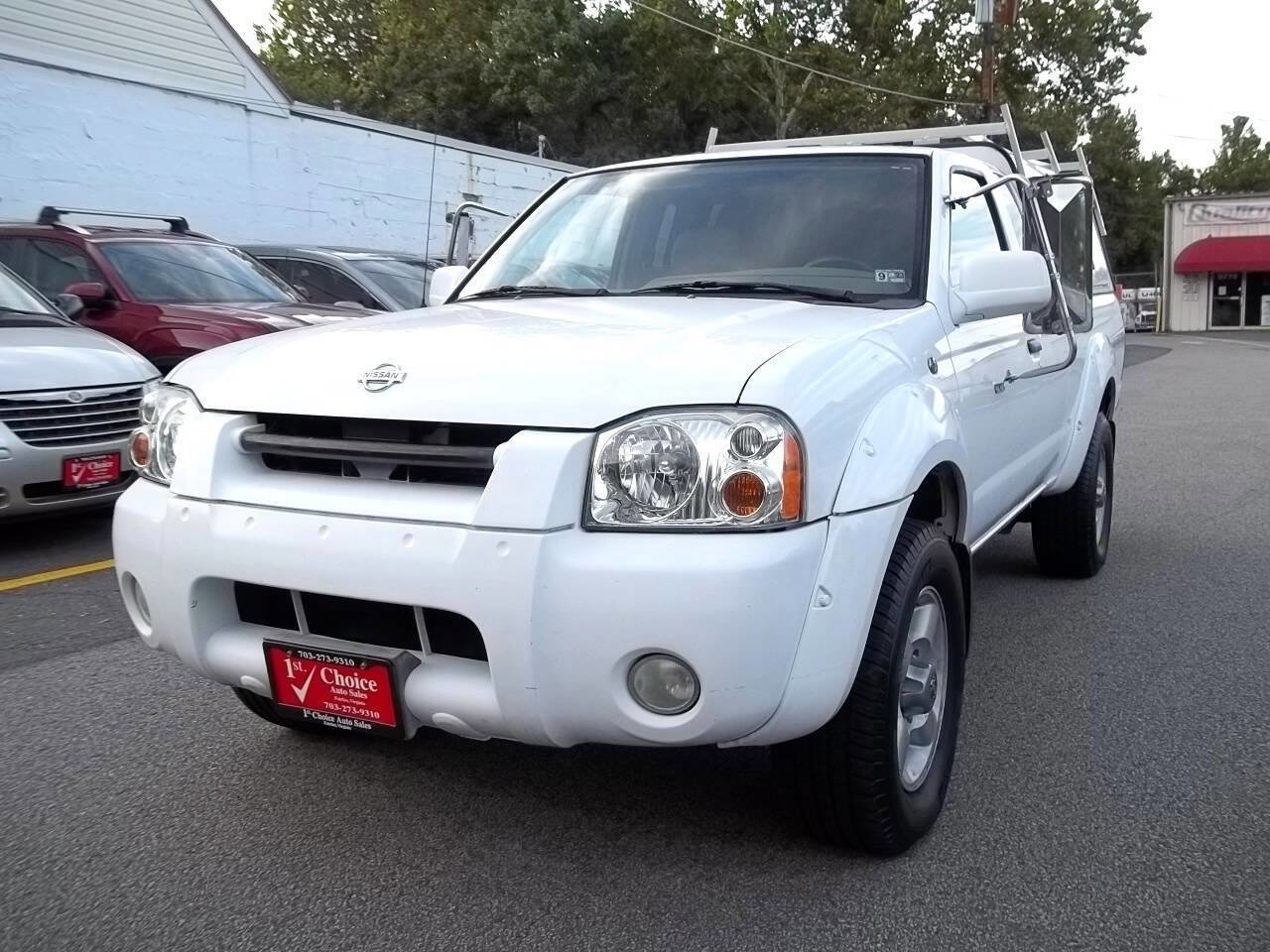 Used 2001 Nissan Frontier SE Desert Runner image 1