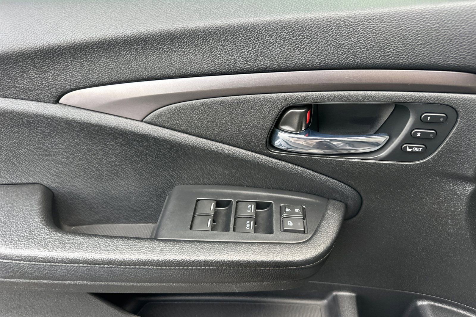 Used 2021 Honda Passport EX-L image 8