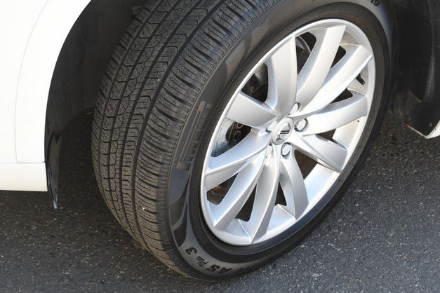 Used 2019 Volvo XC90 T5 Momentum image 11