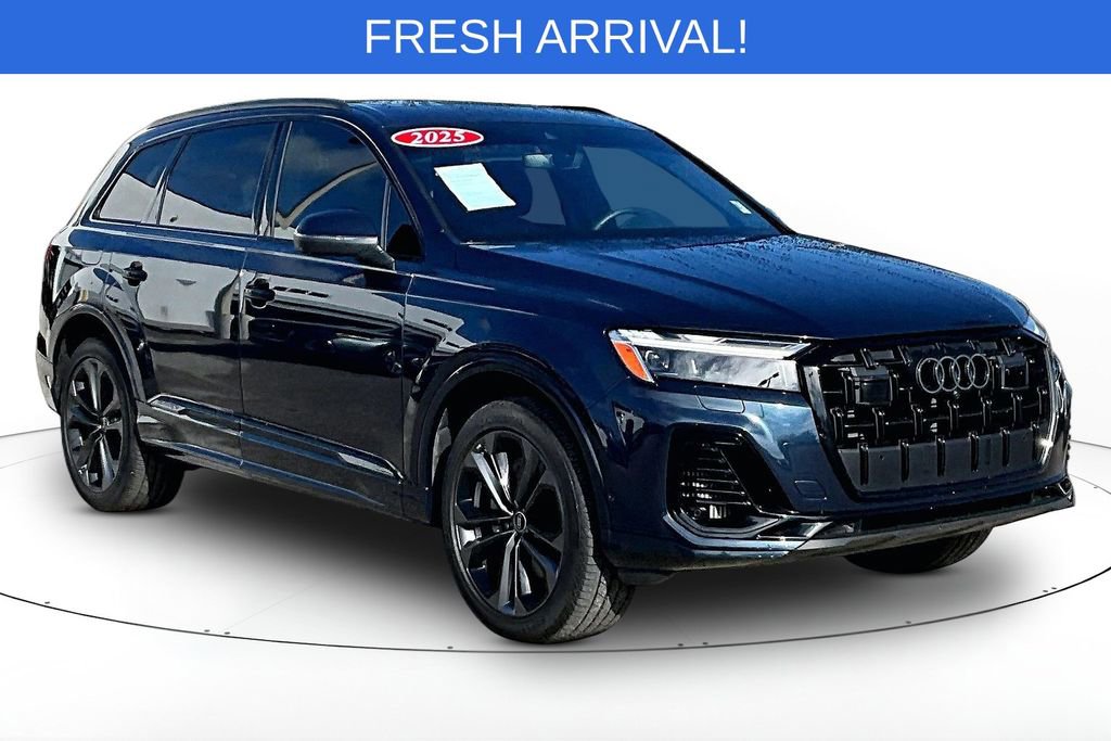 Certified 2025 Audi Q7 3.0T Premium Plus image 1