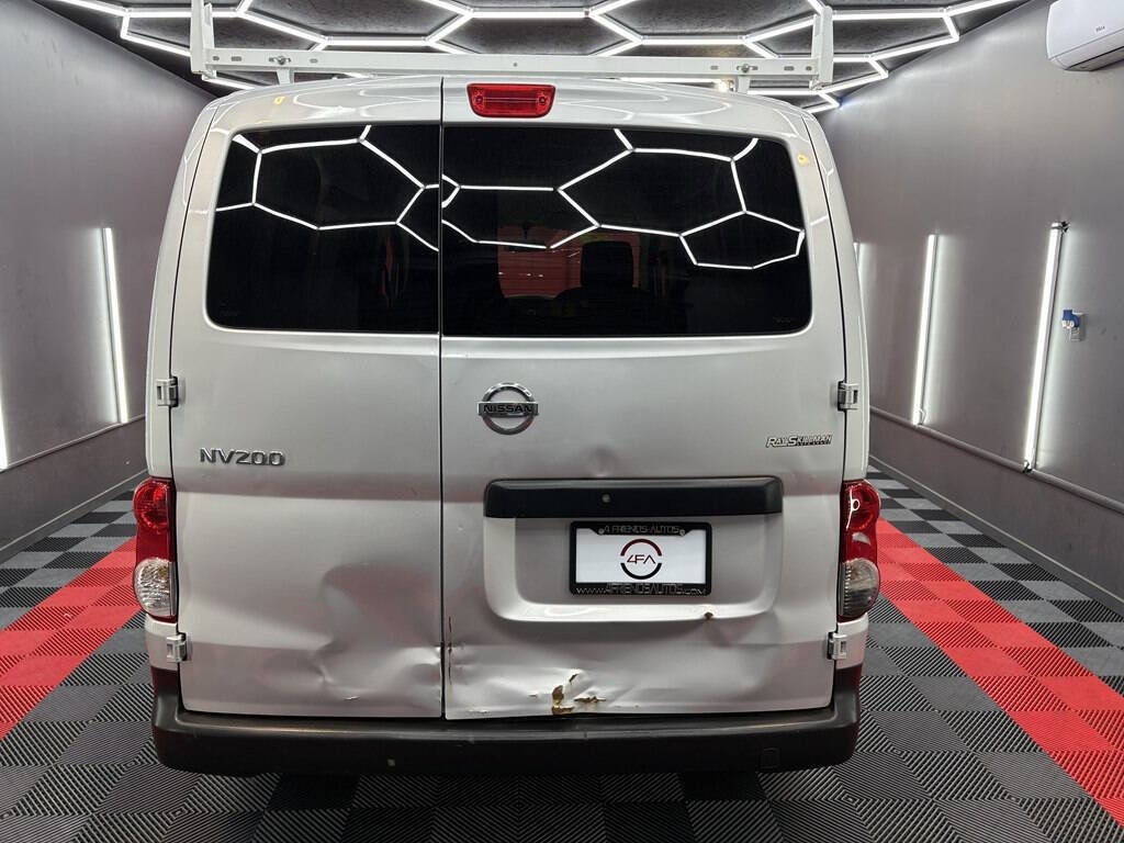 Used 2017 Nissan NV200 S w/ Back Door Glass Package image 5